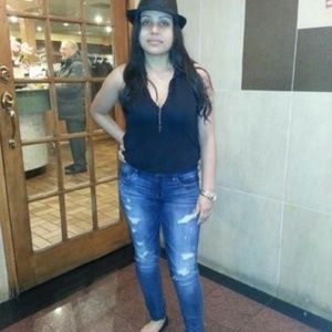 Meet your Posher, Viqui